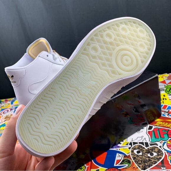 Adidas Superskate ADV High Tops Size 7 Womens - Picture 4 of 15